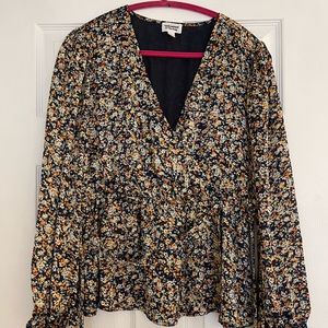 The Drop Caralyn Mirand Floral Top